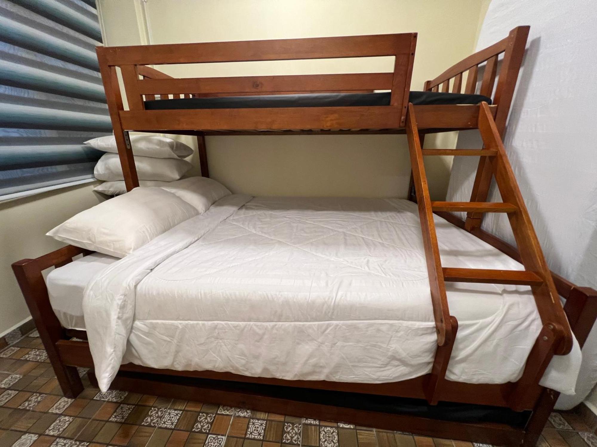 Shayah Homestay Πορτ Ντίξον Εξωτερικό φωτογραφία